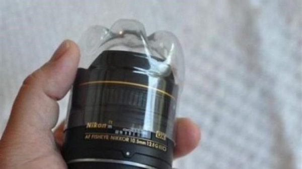 Tái chế vỏ chai để bảo vệ ống kính máy ảnh